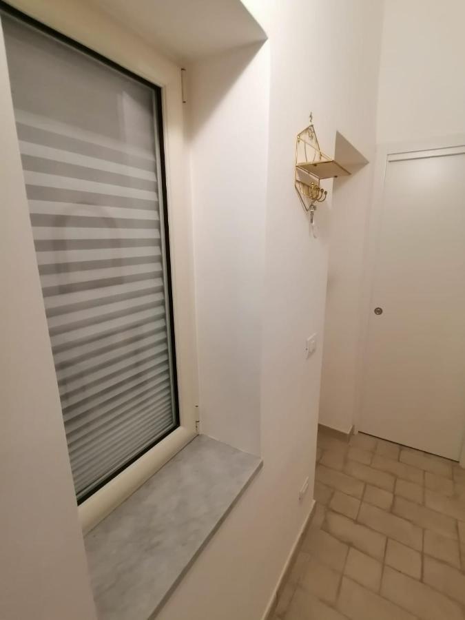 Apartamento Il Vicoletto Sul Castello Nápoles Exterior foto