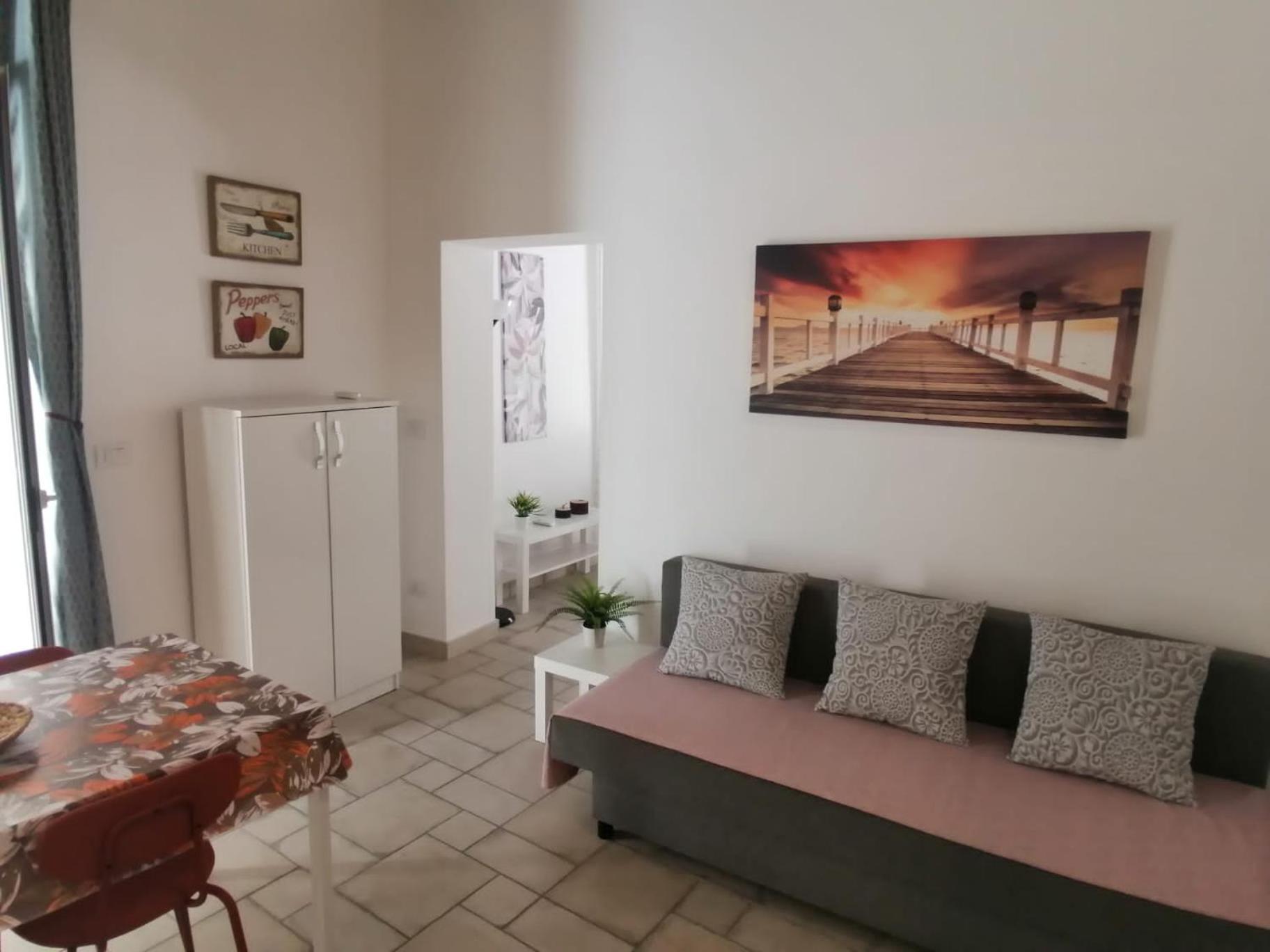 Apartamento Il Vicoletto Sul Castello Nápoles Exterior foto